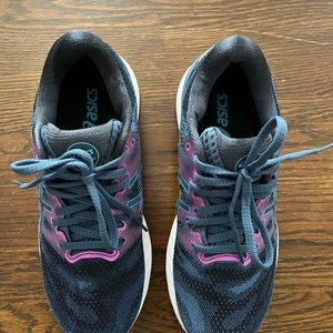 ASICS Gel Nimbus 23 running sneakers